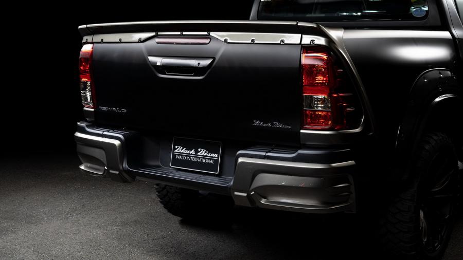 Детали экстерьера Toyota Hilux Double Cab Black Bison by Wald 2020 года  (фото 10 из 11)